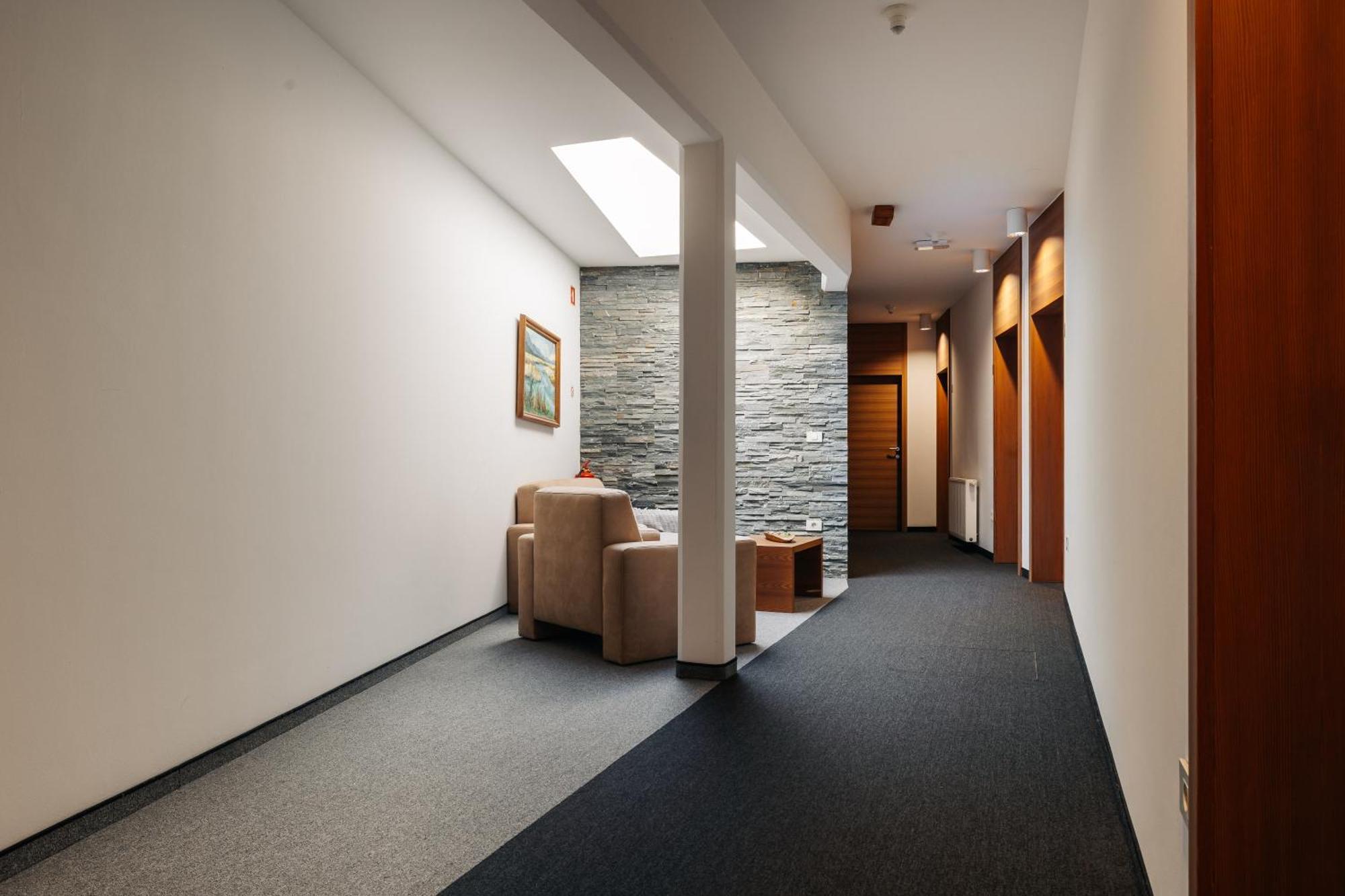 Hotel Rakar Trebnje Extérieur photo